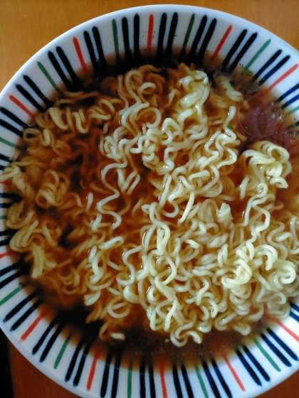 味覇でシンプル醤油ラーメン