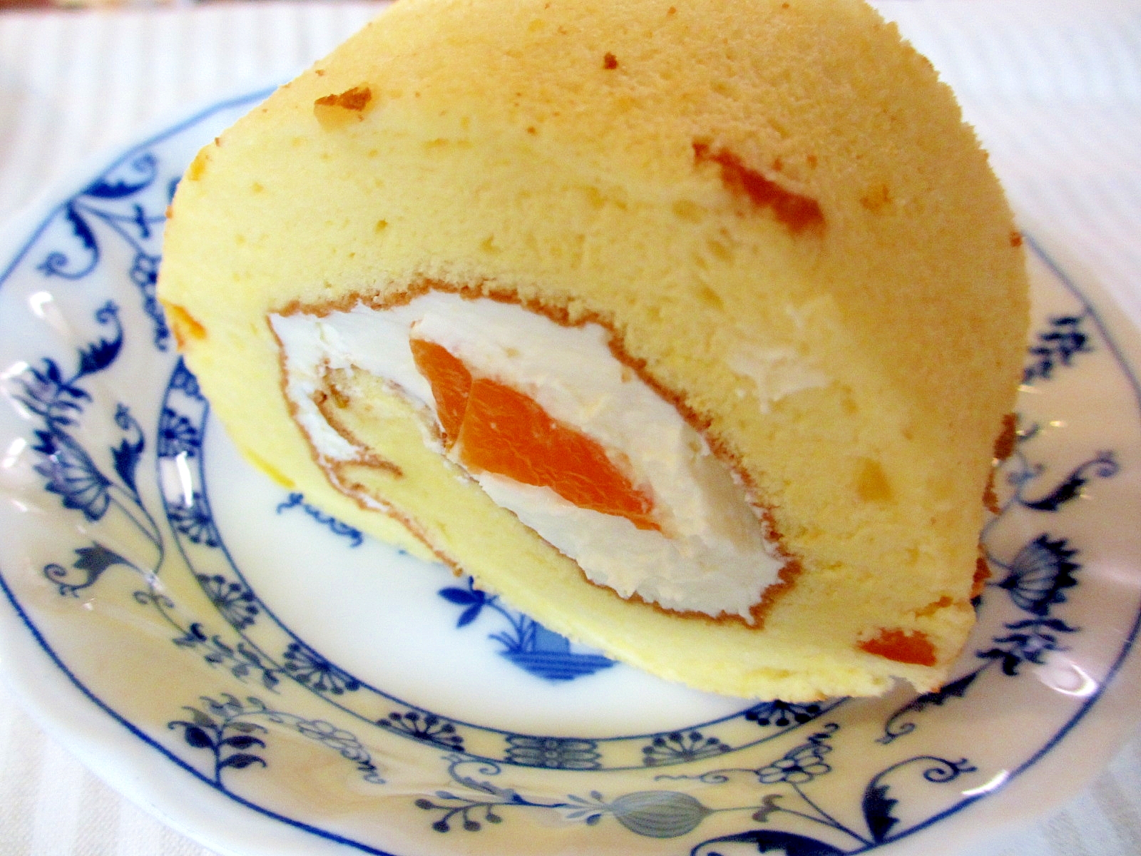 みかんとオレンジのロールケーキ レシピ 作り方 By Mococo05 楽天レシピ