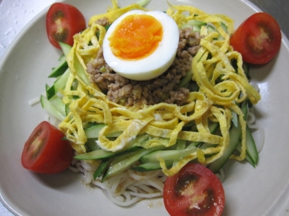 ジャージャー麺のような☆　「肉みそ冷し中華」