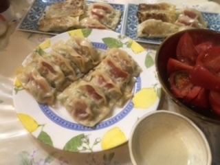 トマト入り餃子