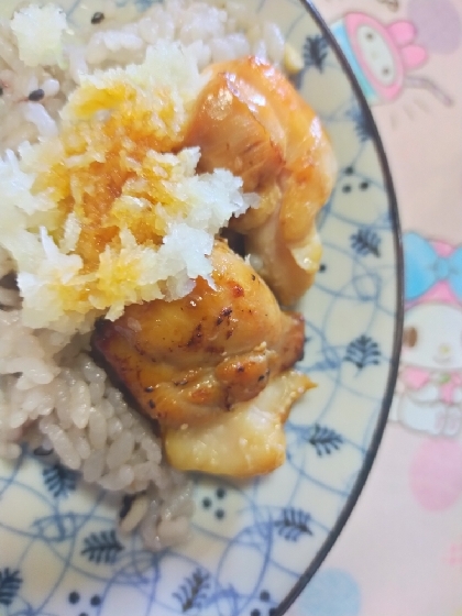 簡単に、焼き鳥とおろし大根鰹節めんつゆご飯