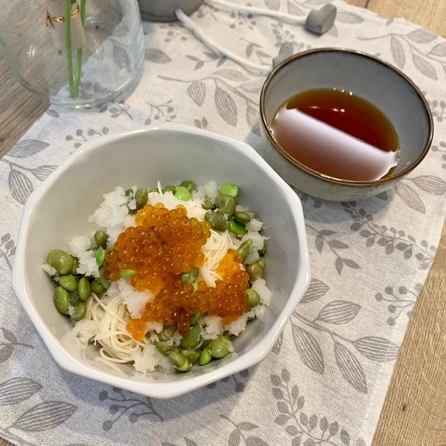 いくらのおろしそうめん