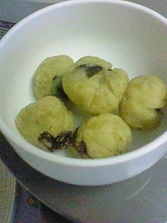 子供のおやつ お弁当にも レーズンinさつまいも レシピ 作り方 By ちっち0909 楽天レシピ 子供のおやつ お弁当にも レーズンinさつまいも レシピ 作り方 By ちっち0909 楽天レシピ