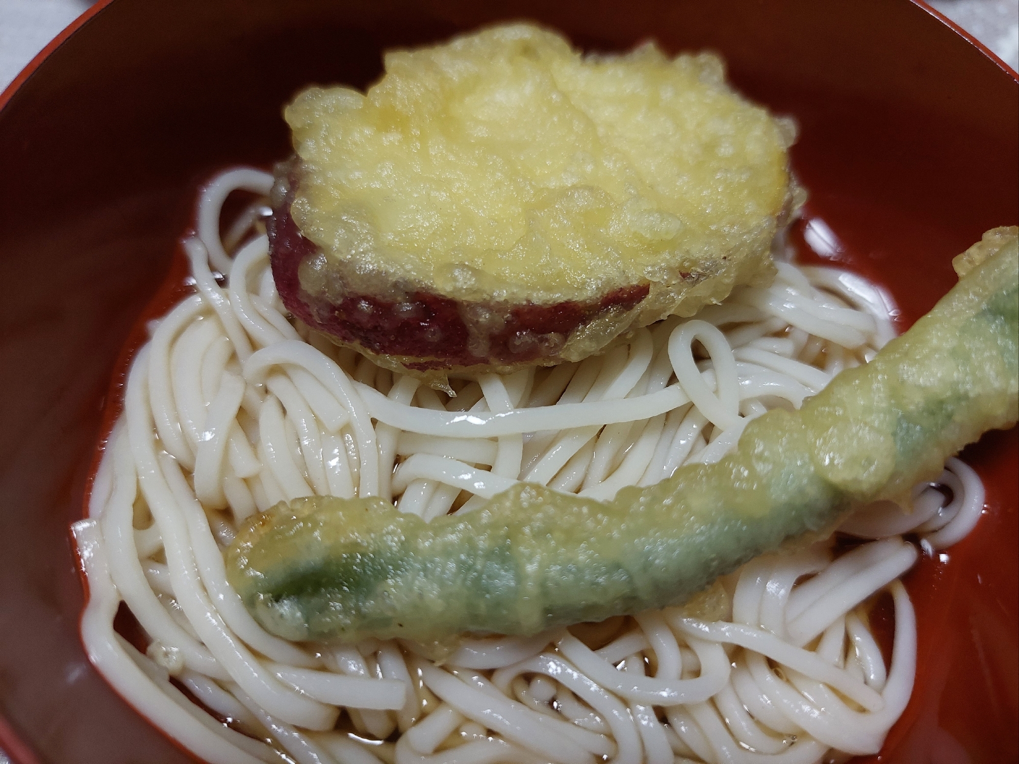 さつまいもの天ぷらのそうめん