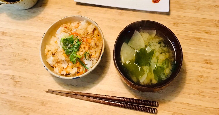 鮭とバターの炊き込みご飯