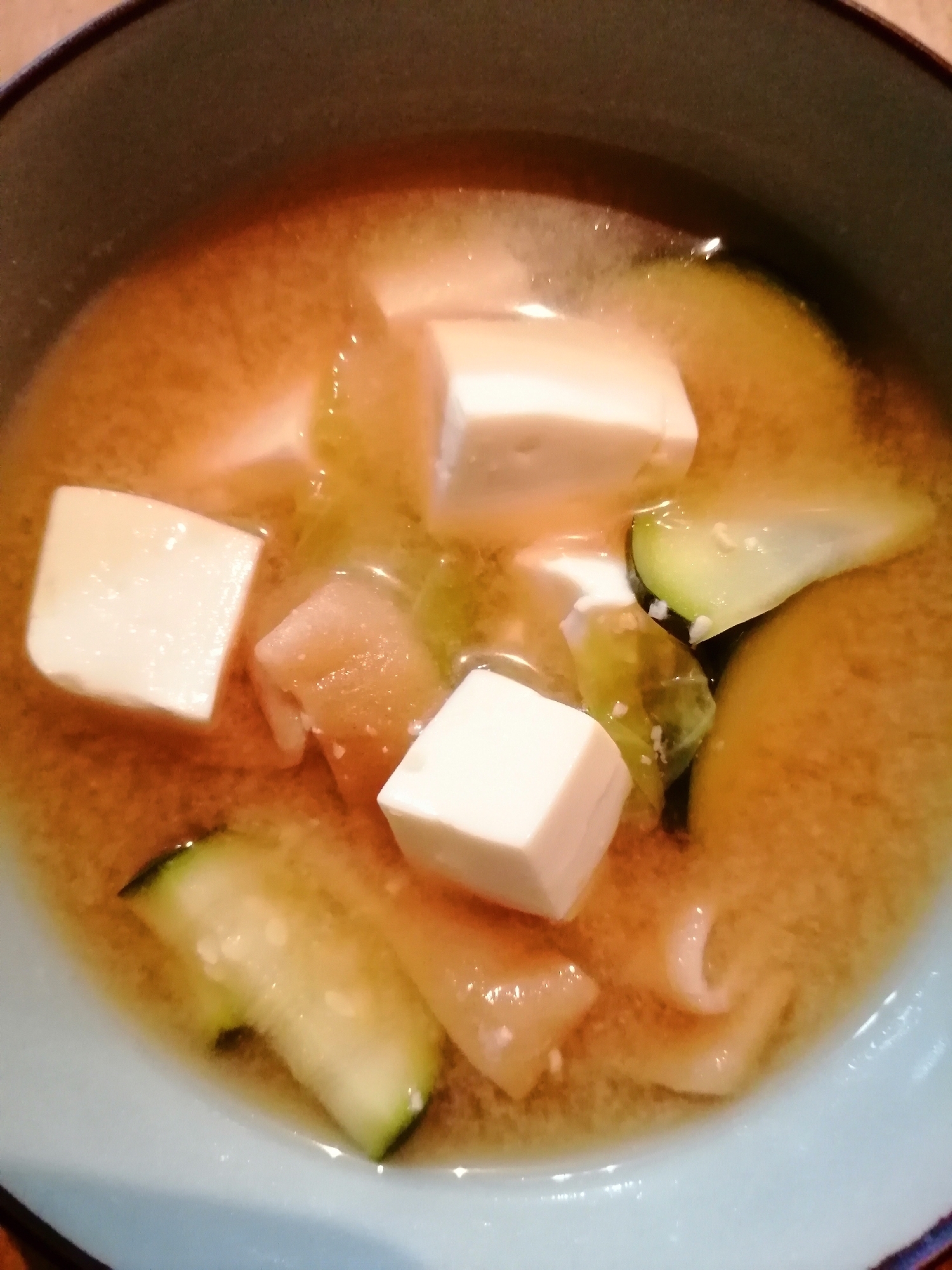 ズッキーニと豆腐の味噌汁