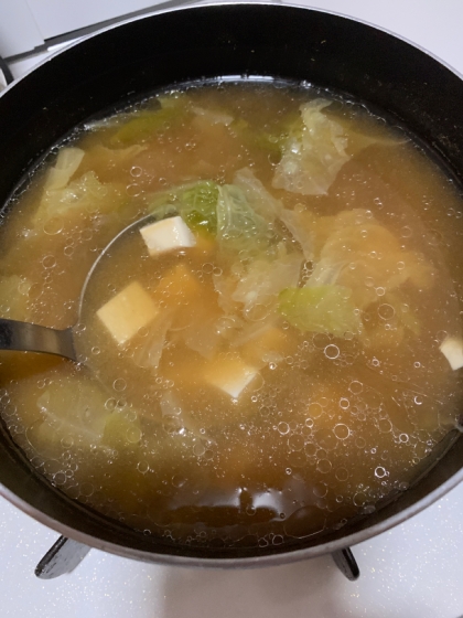 白菜と豆腐の味噌汁