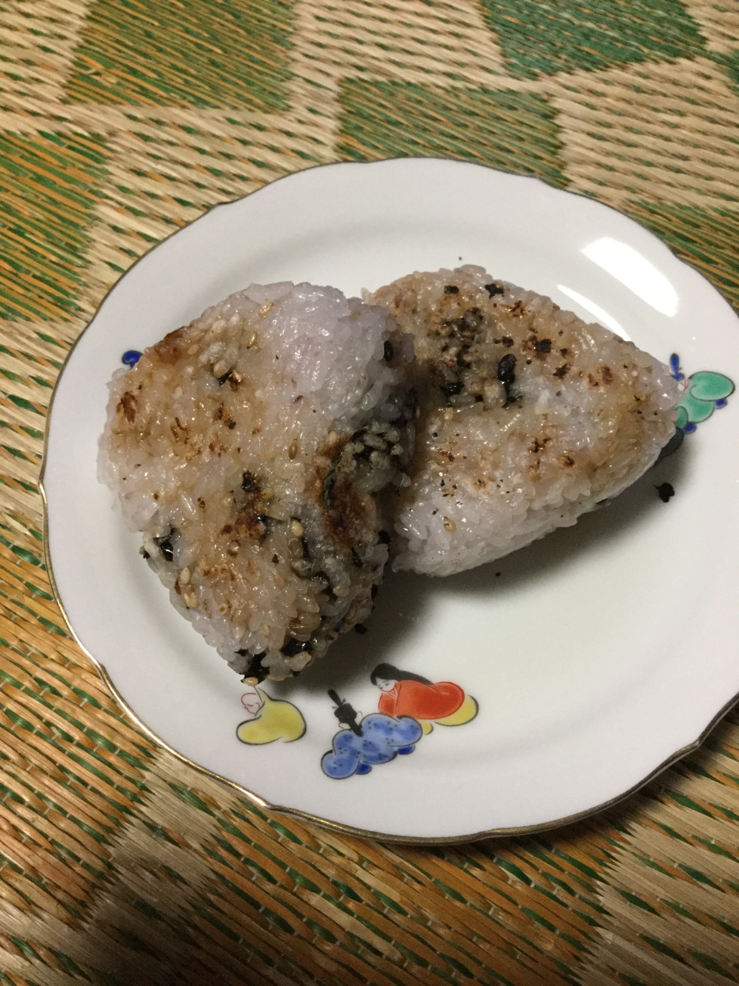 海苔と白ごまの焼きおにぎり