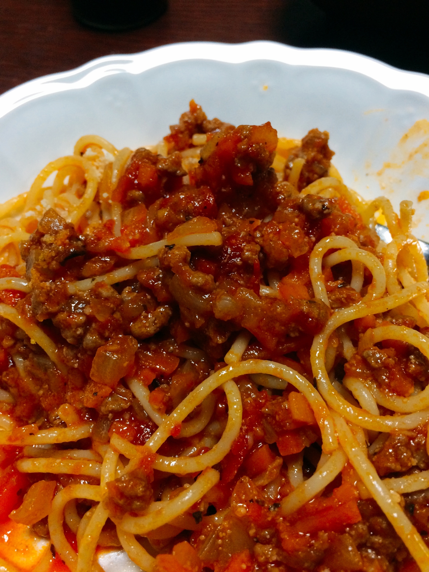 トマト缶で手作りミートソーススパゲッティ