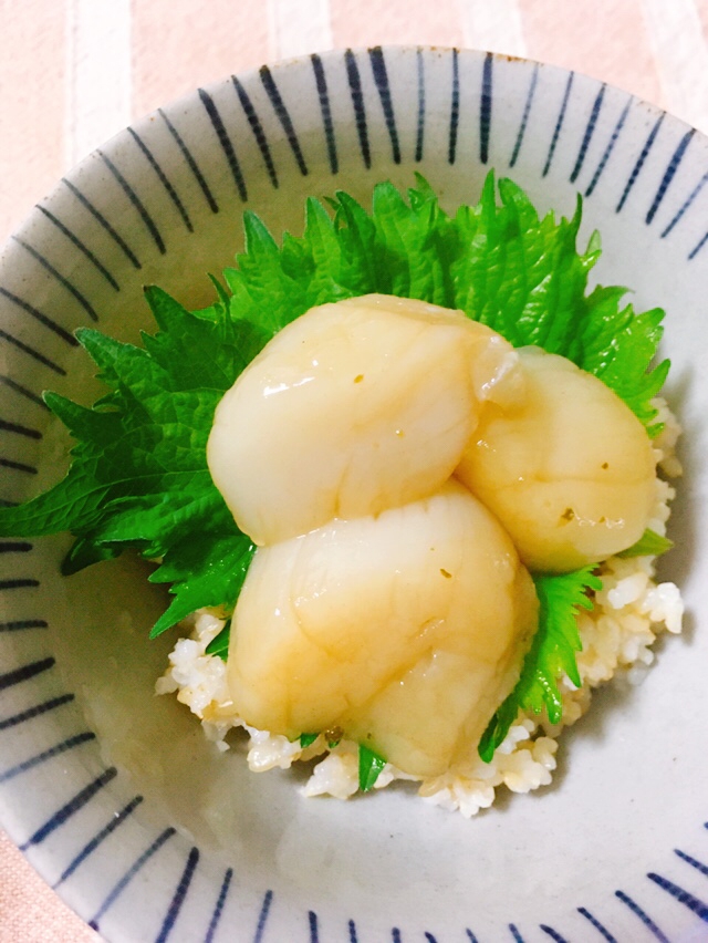 お酒の〆に♪ミニホタテ丼