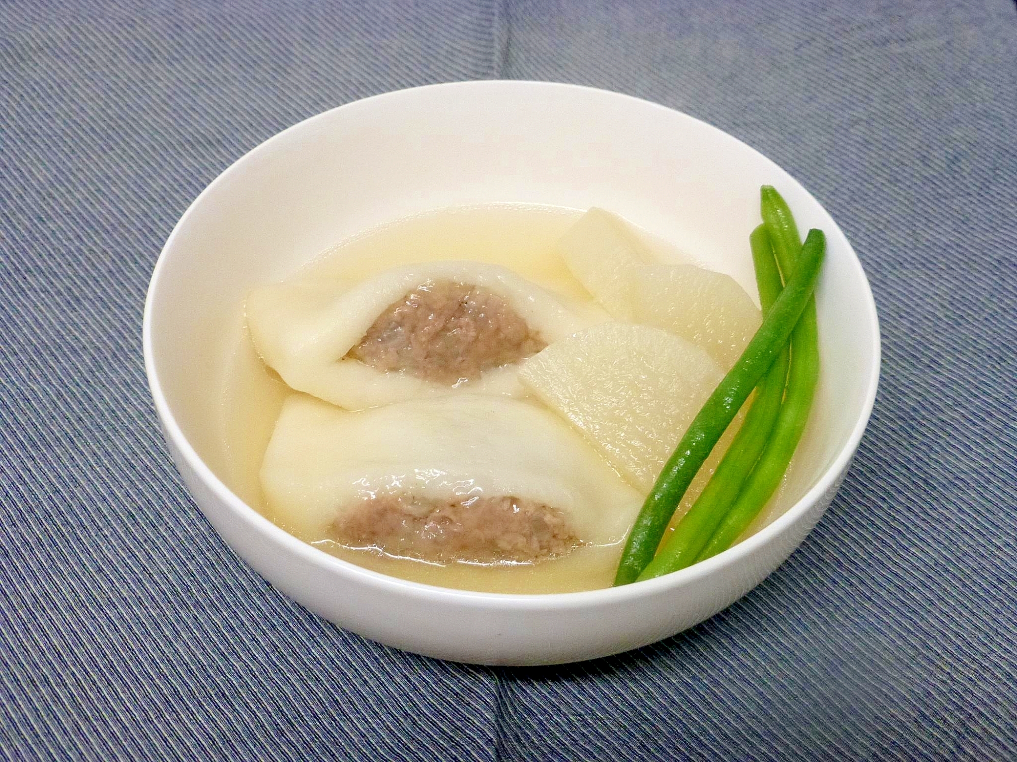 肉詰めはんぺんと大根の煮物