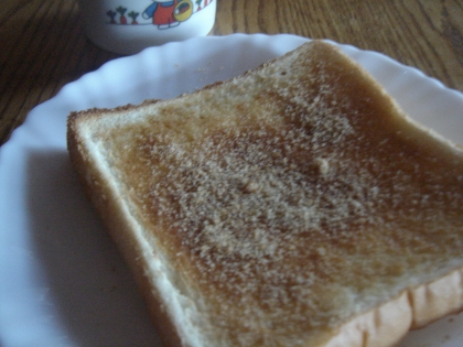 いろいろなトーストを食べて、またこれに戻る・・・って感じ。^^
ホッとする～。
最近お昼は簡単丼多いから、megちゃんレシピチェックするね☆