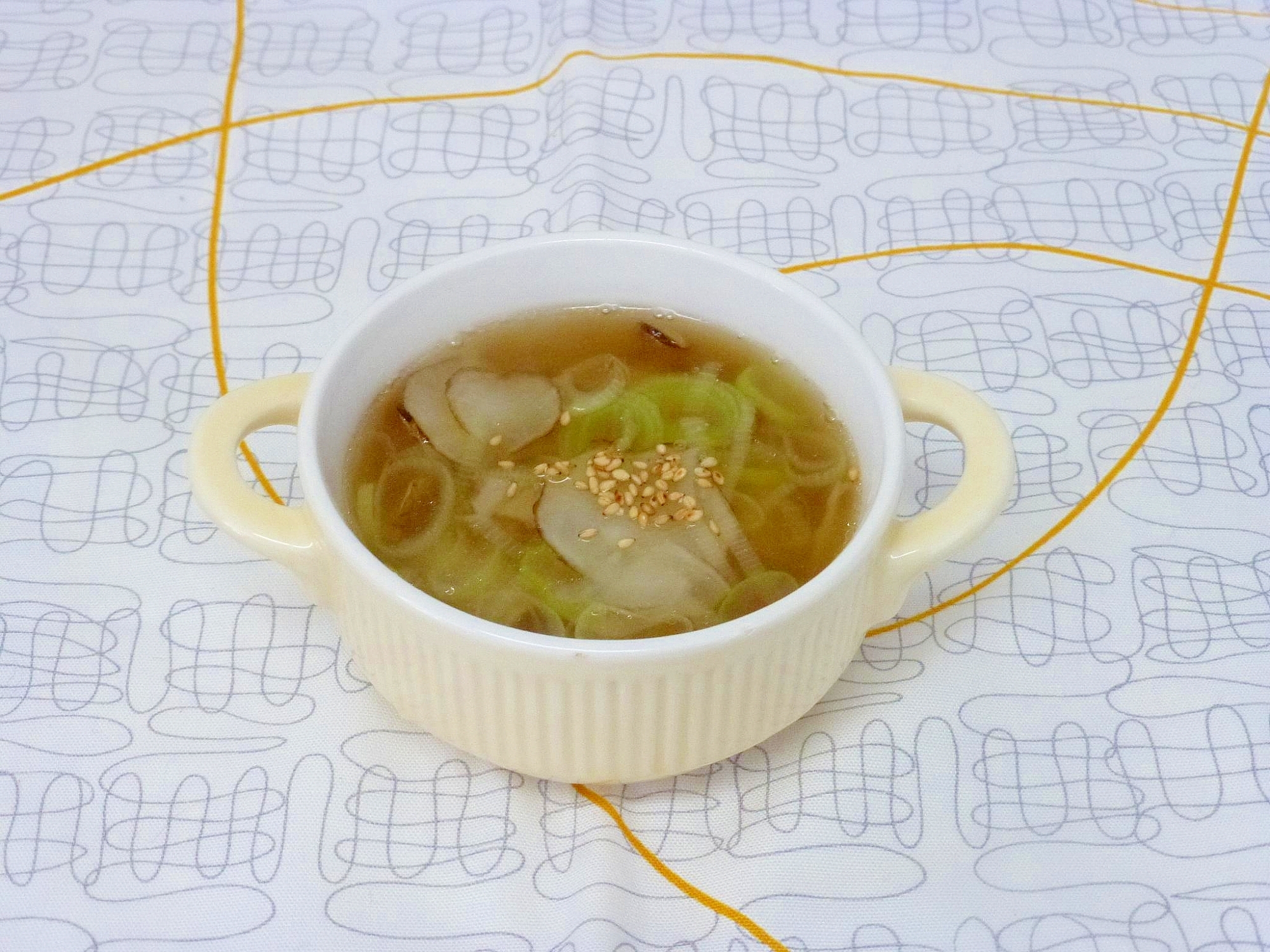 ネギと乾燥きくいものスープ