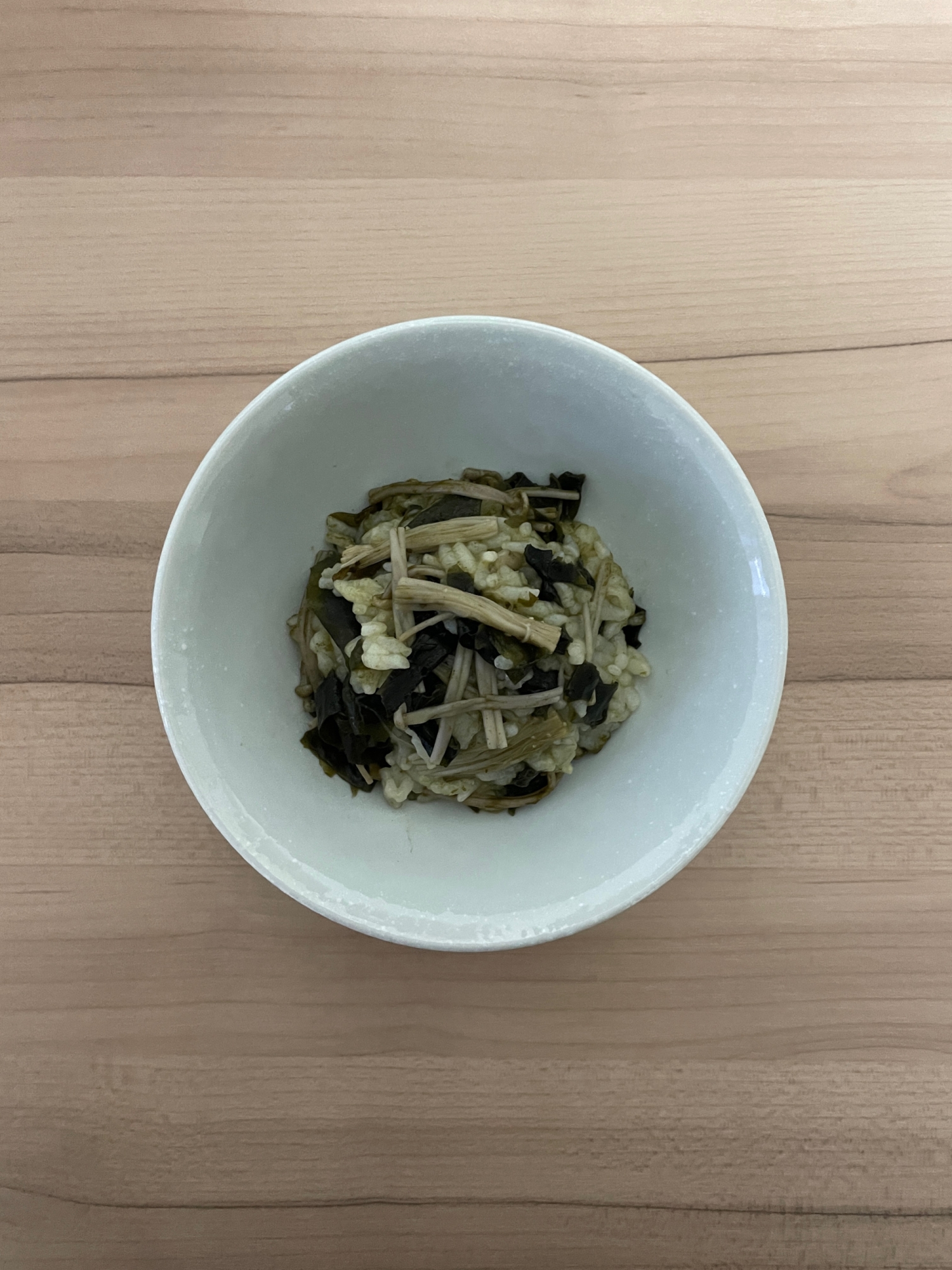 えのき茸とわかめの粉末緑茶うるち米ごはん