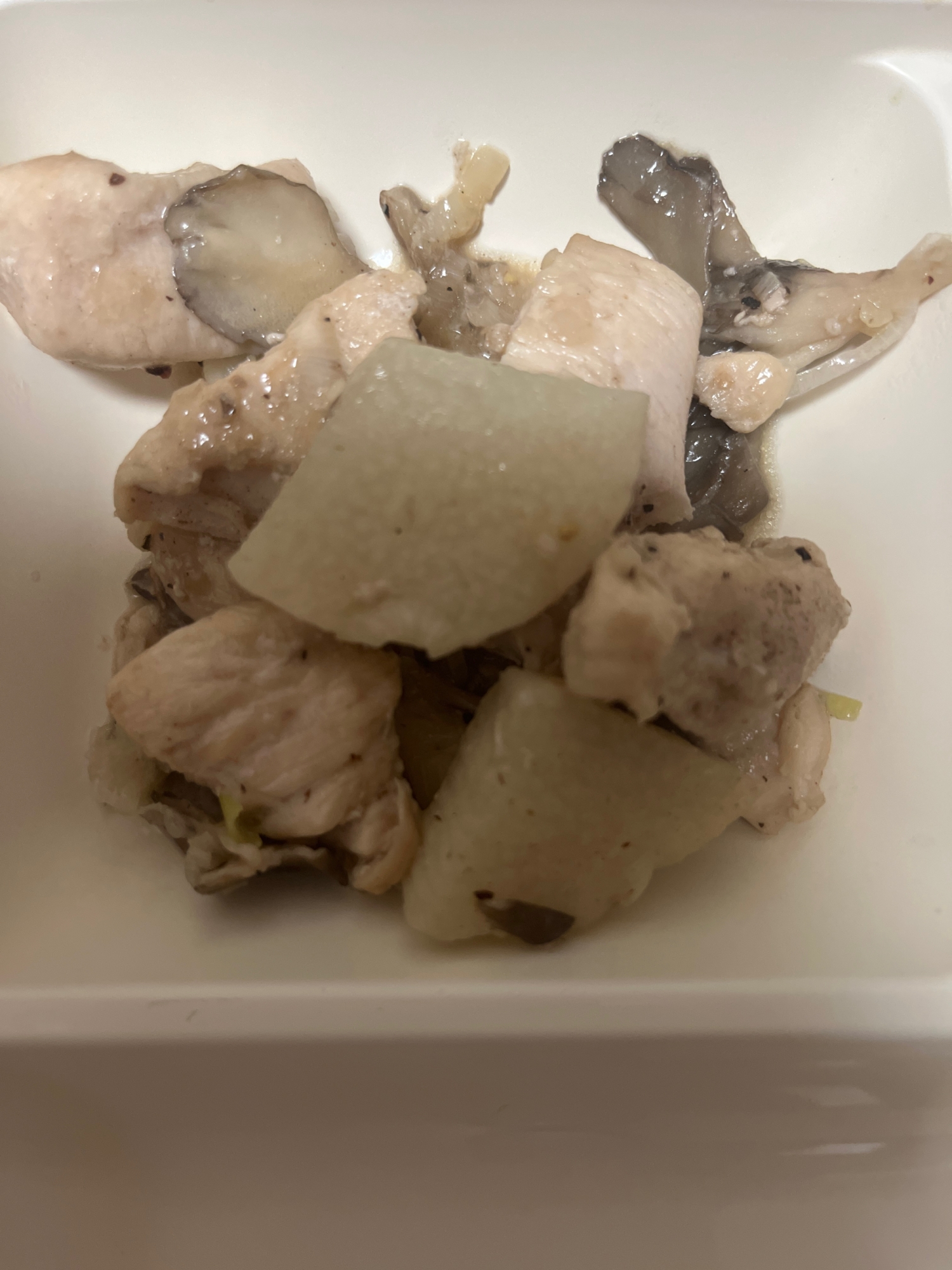 鶏ときのこのねぎ塩炒め