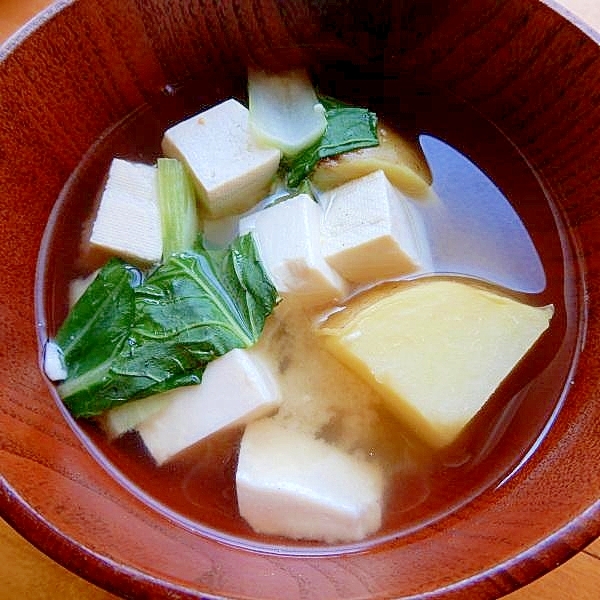 ふかし芋で５分！じゃが芋と豆腐と小松菜の味噌汁♪