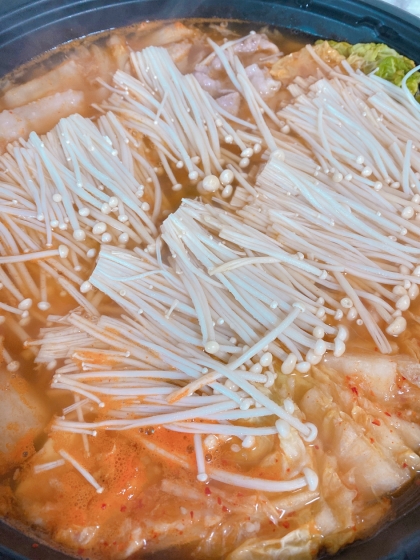初めてキムチ鍋をスープから作りました。簡単で美味しかったです〜！