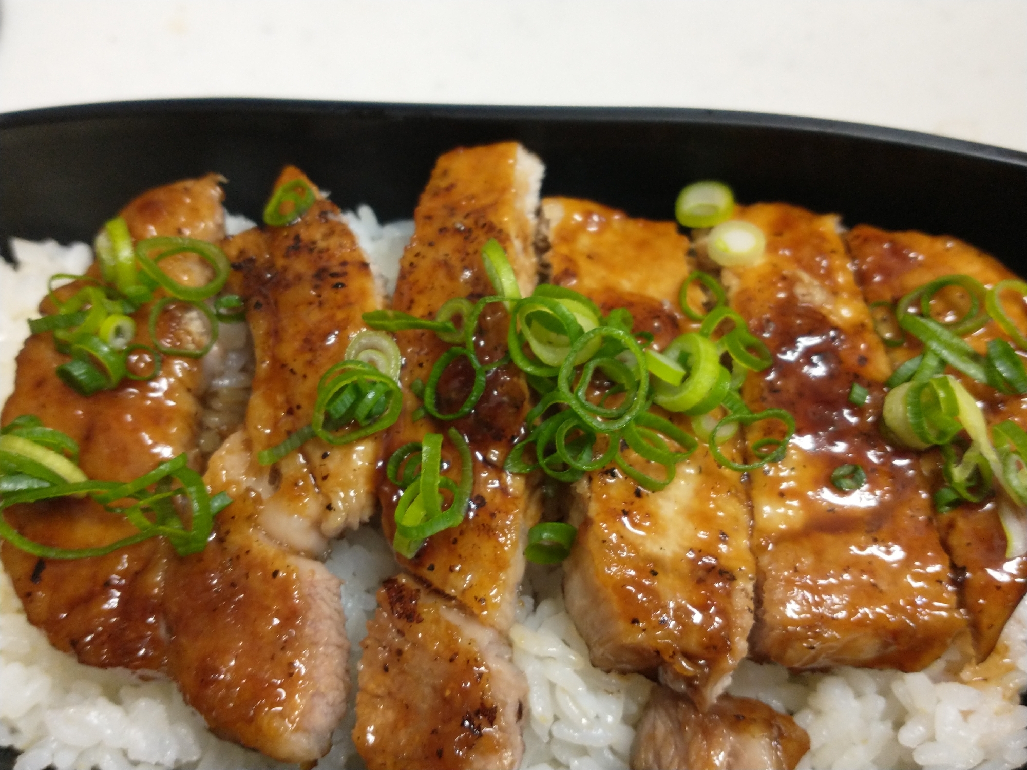 お弁当に!豚ロース厚切り肉の照り焼き