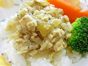 ルクエで簡単♪高野豆腐の塩そぼろごはん