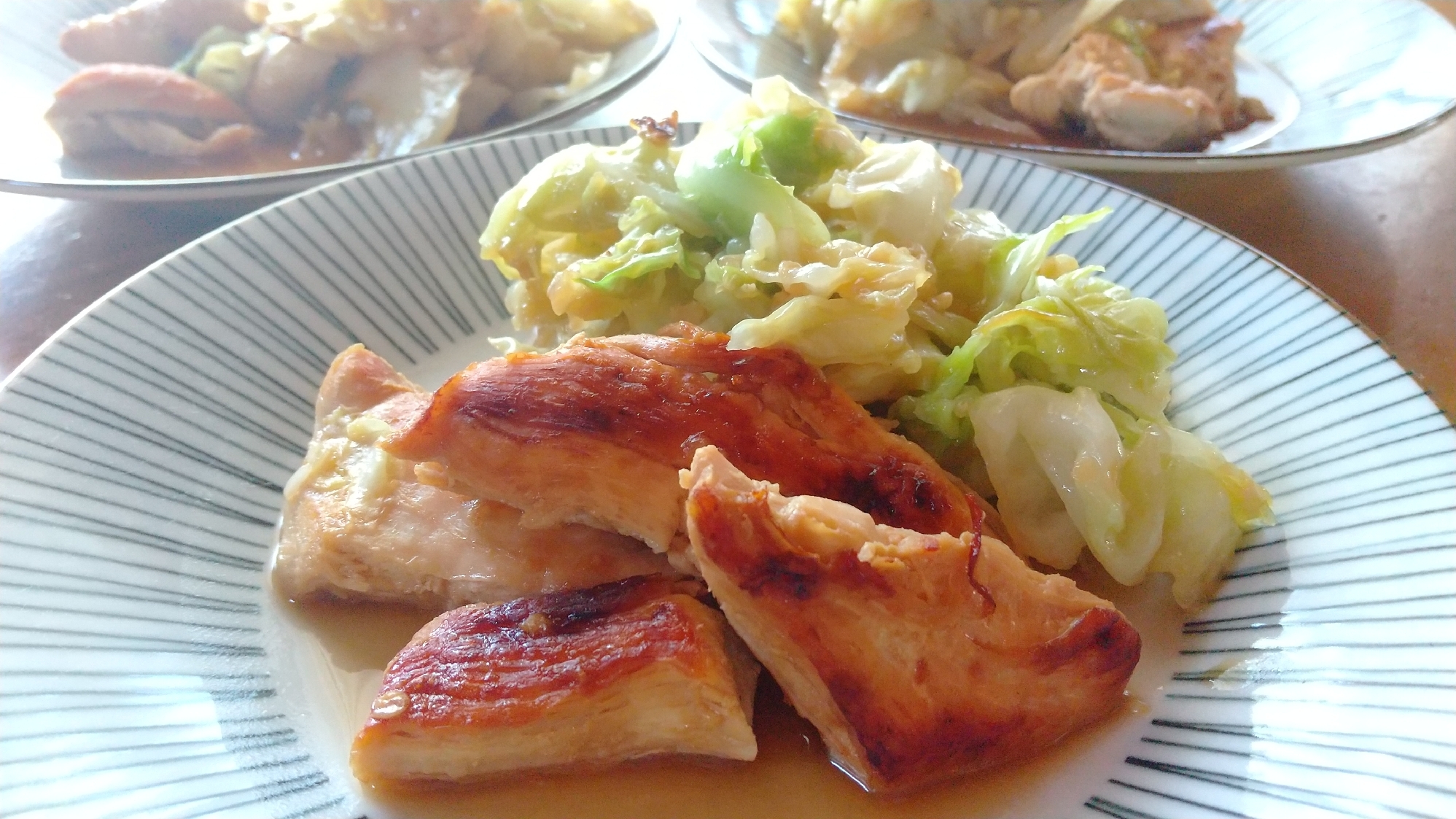 カンタン!鶏肉とキャベツの塩麹炒め