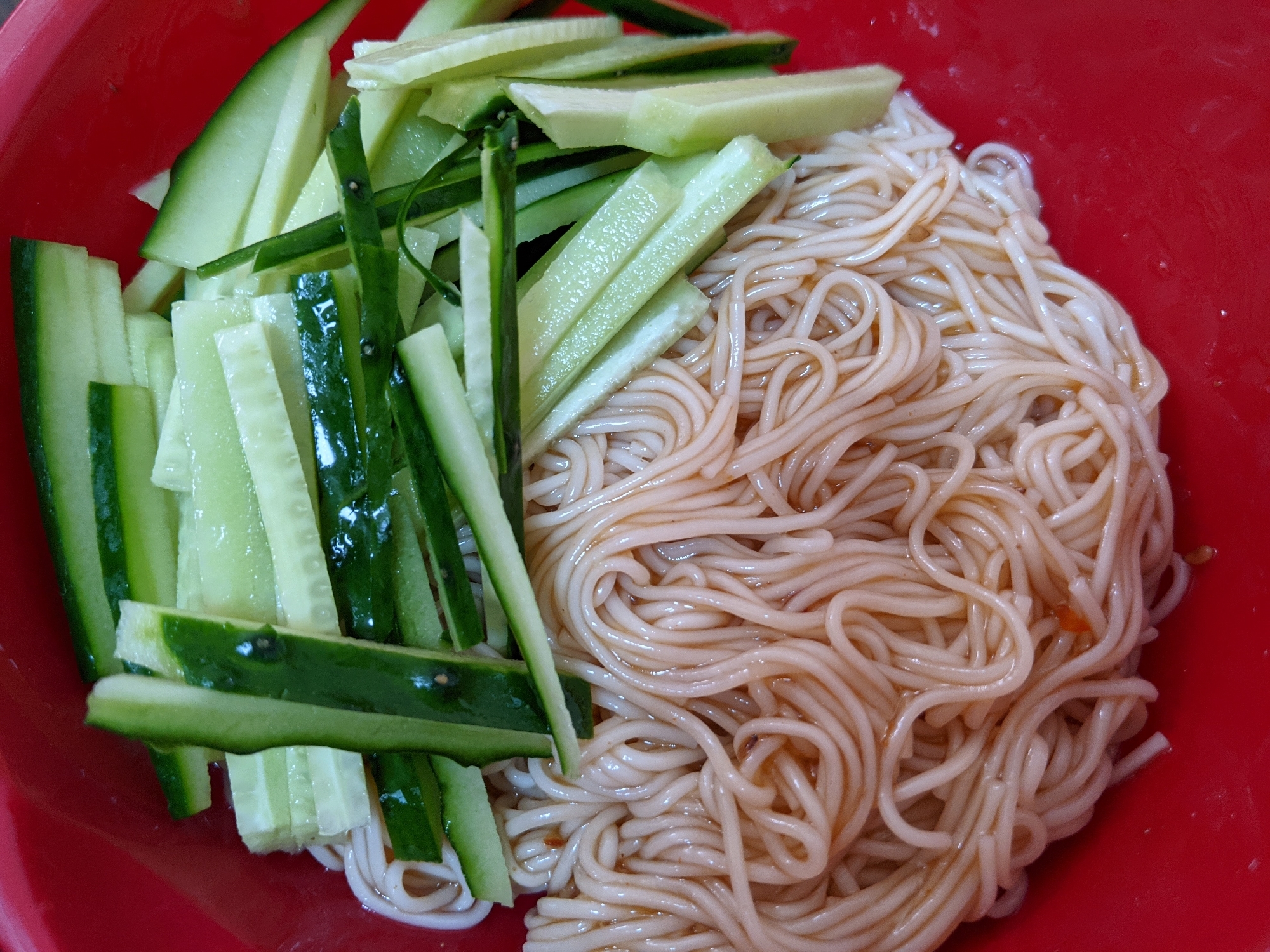 きゅうり乗せそうめん