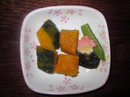 nori-nokoさん今晩は(^^♪ダシダってわかめスープに使うだけだと思っていました。こんな使い方があるんですね♡なるほどなるほど♪また勉強になりました。