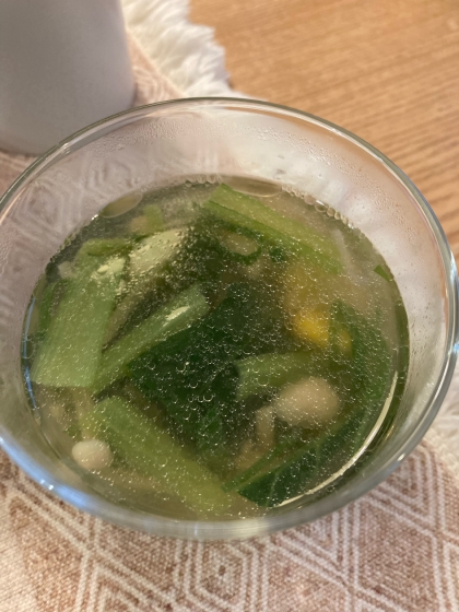 ごま油香る♡速攻完成♡小松菜とまいたけの卵スープ