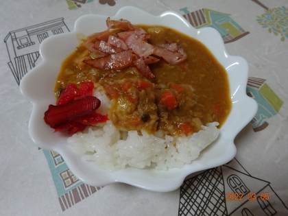 豚ひき肉のカレー