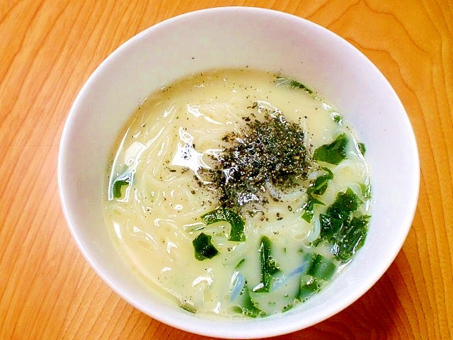 糖質制限でも安心★豚骨ラーメンinしらたき