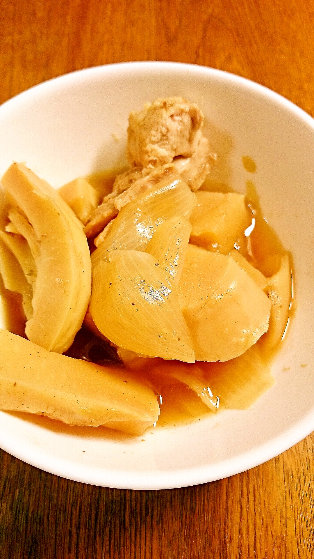 タケノコと新玉ねぎの煮物