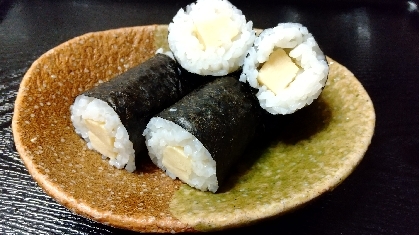 赤梅酢と梅シロップで高野豆腐の巻き寿司