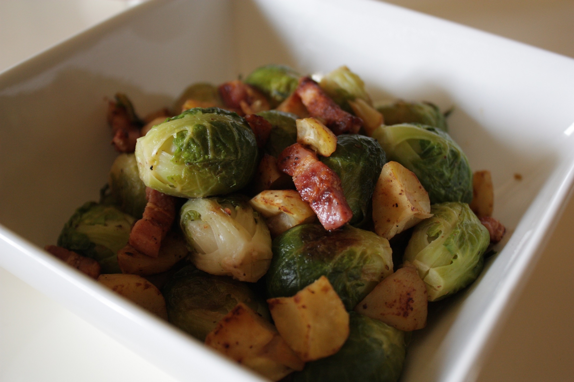 クリスマスの伝統料理 芽キャベツと栗のバターソテー レシピ 作り方 By Nico0803 楽天レシピ