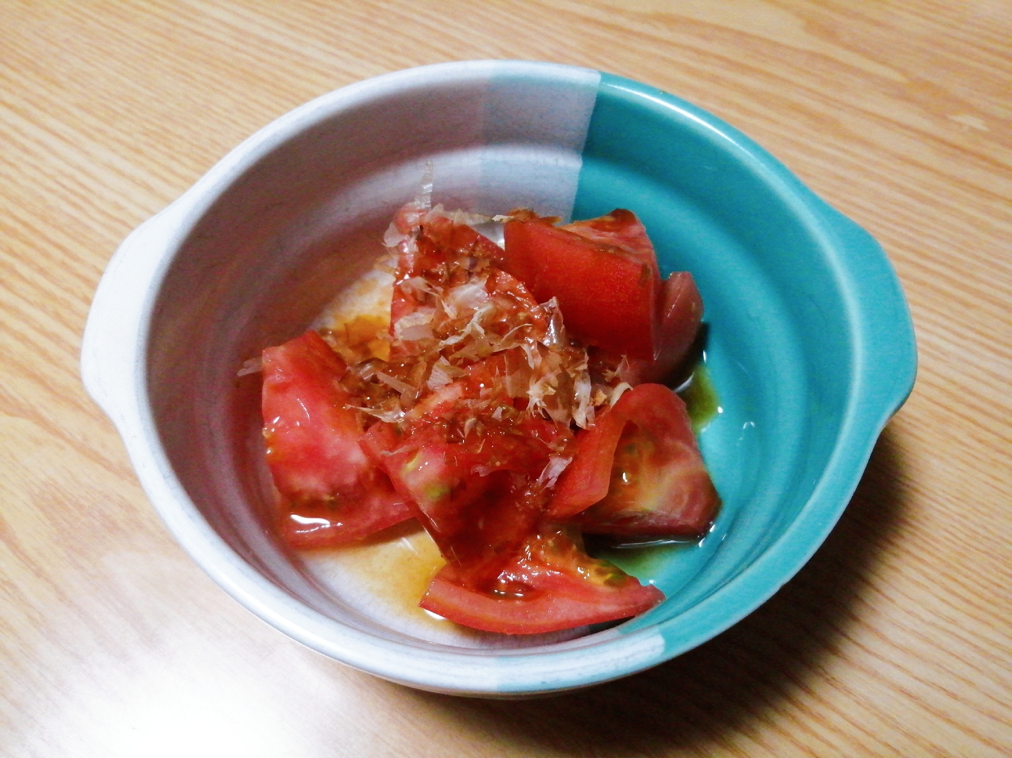 わさび醤油で☆トマトのおかかサラダ