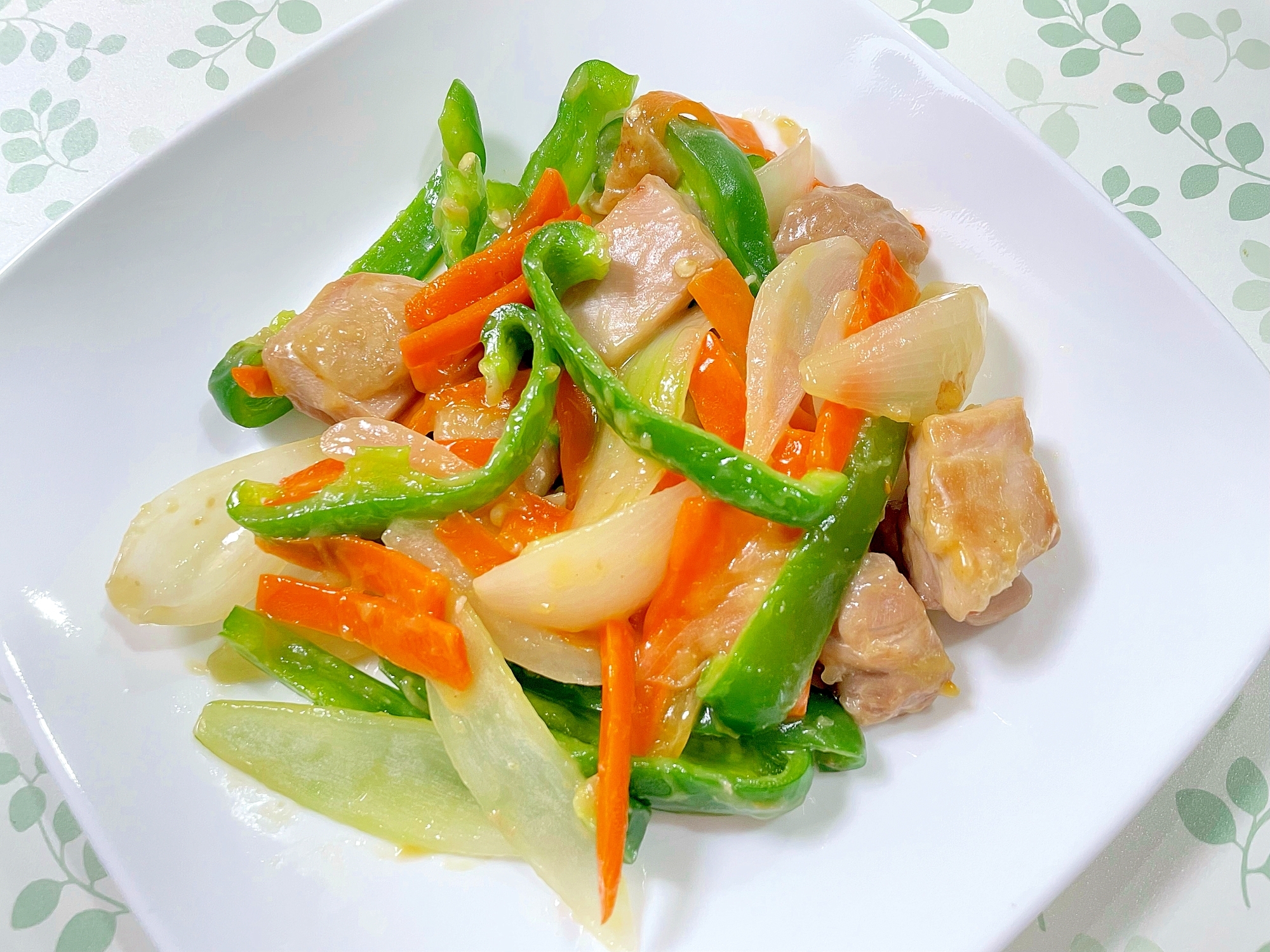 鶏もも肉と野菜の味噌炒め