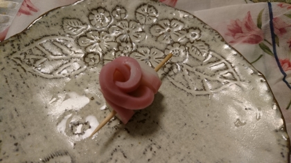 蒲鉾薔薇でお弁当が華やぎました。どうもありがとうございました。