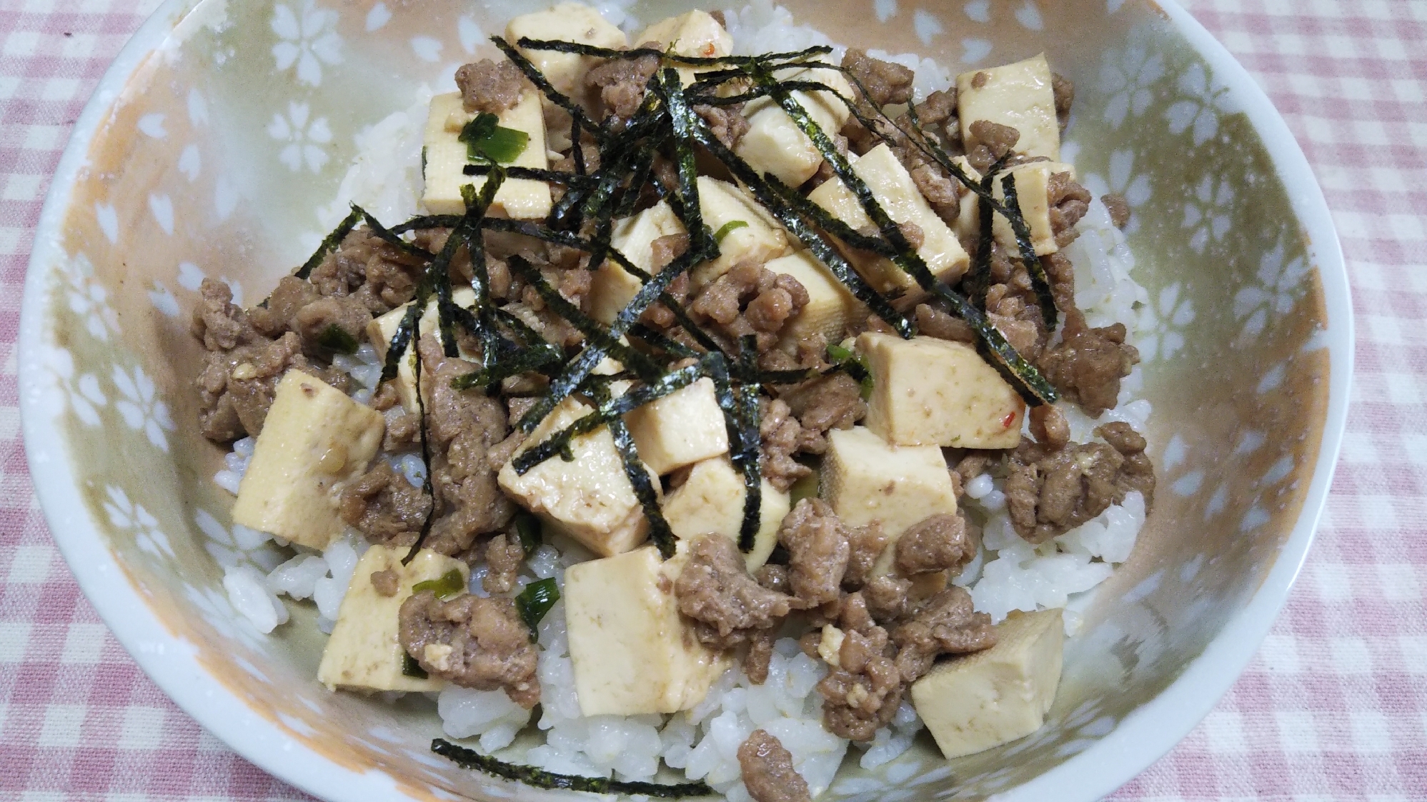 ひき肉と豆腐炒め丼☆