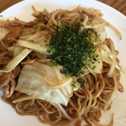 キャベツともやしのオイスター焼きそば