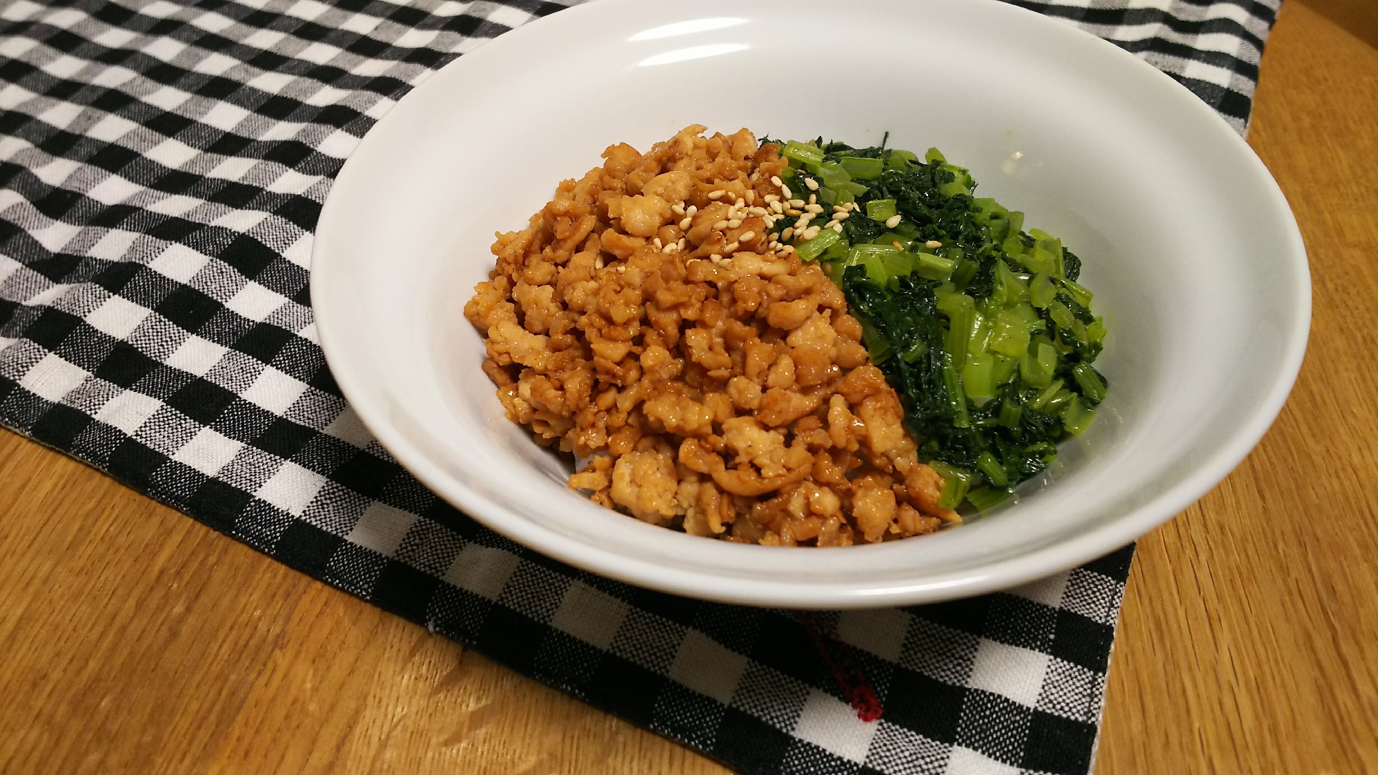 子供に大好評 小松菜そぼろご飯 レシピ 作り方 By ゆり丸 楽天レシピ 子供に大好評 小松菜そぼろご飯 レシピ 作り方 By ゆり丸 楽天レシピ