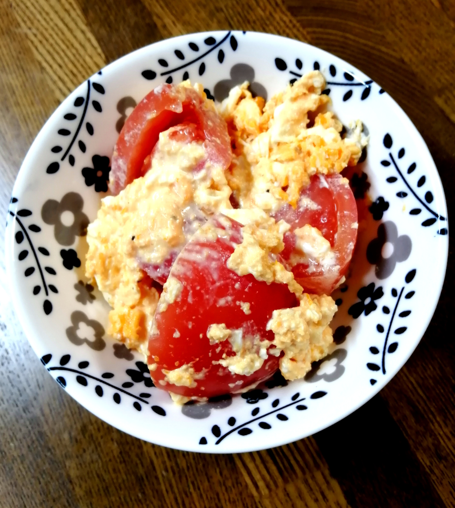 卵とトマトのマヨソテー
