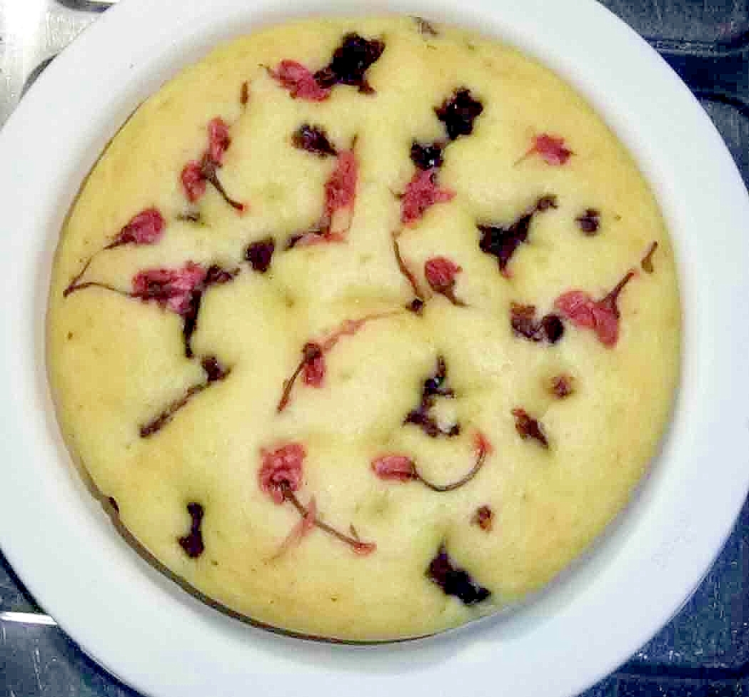 バレンタインに　小豆と桜のケーキ