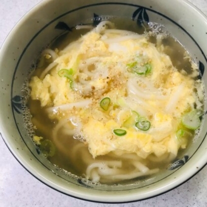 お吸い物の素で♡ふわふわ卵うどん