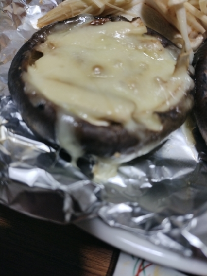 椎茸のマヨチー焼き