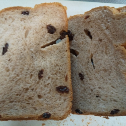 HBで♪Wココナッツとレーズンのパンドミー食パン