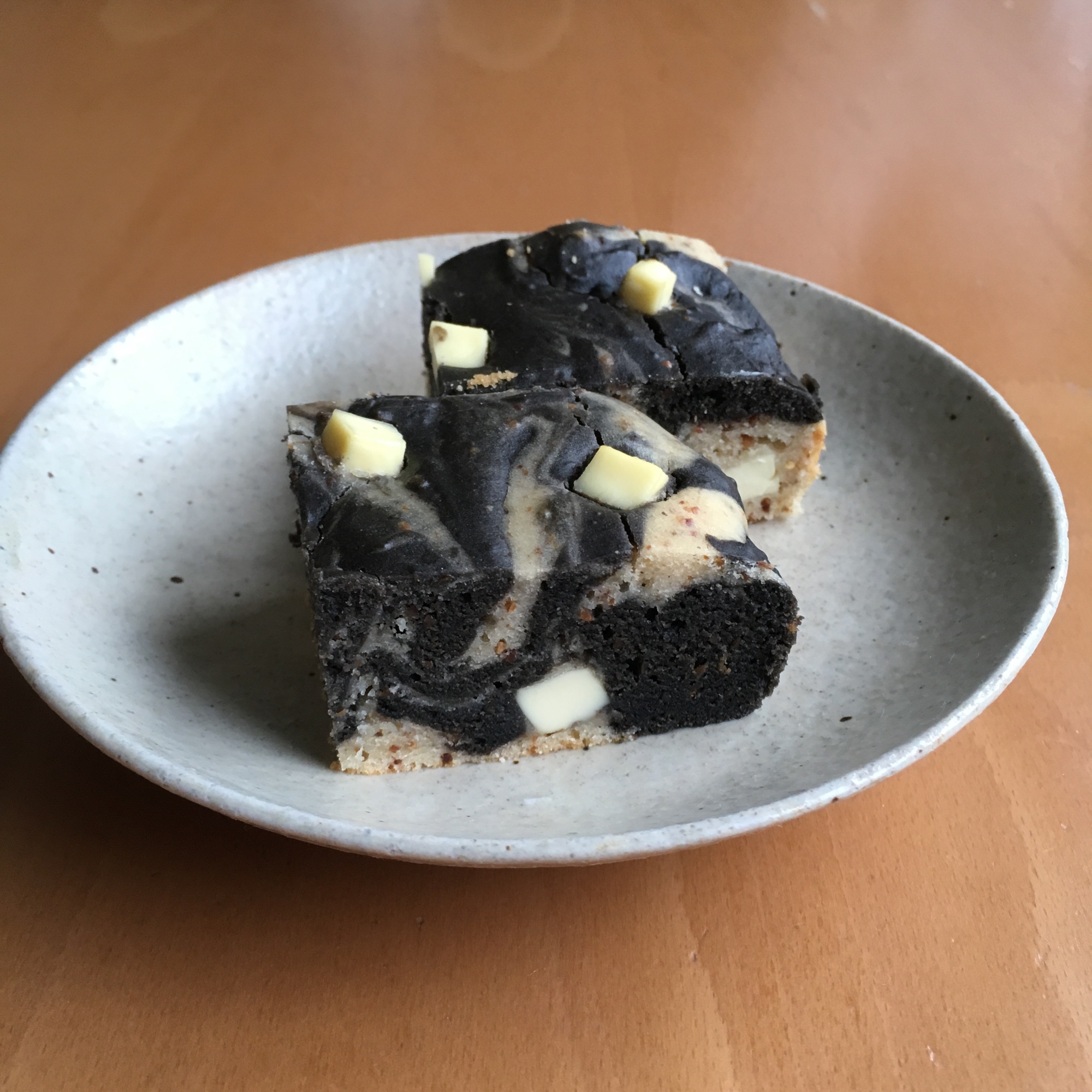 米粉黒ごまマーブルケーキ レシピ 作り方 By ちーたまちー 楽天レシピ