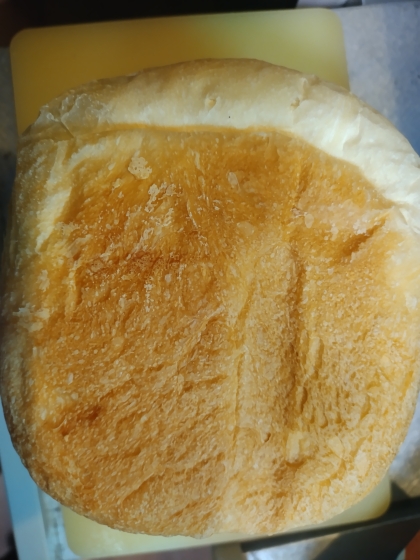 みみが薄くて柔らか　牛乳卵食パン　ホームベーカリー