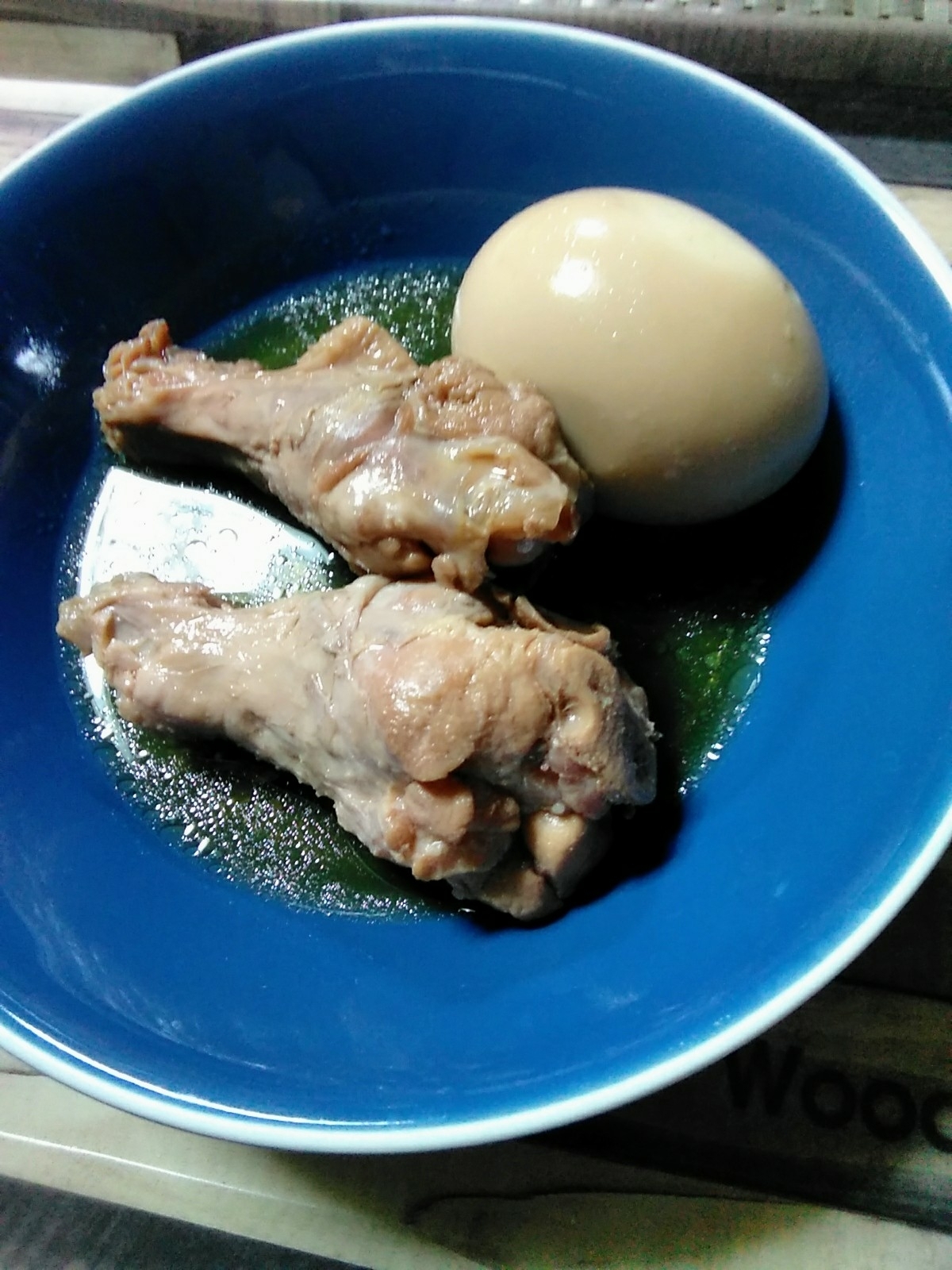 鶏の手羽元と卵の煮物