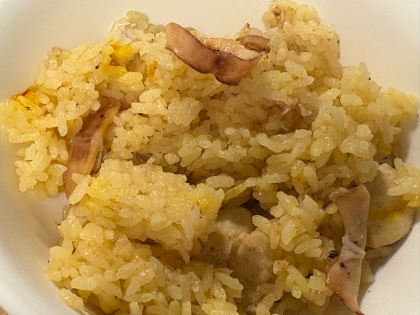 夏の炊き込みご飯ꕥパエリア味の洋風たこめし