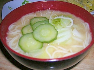 夏野菜のそうめん味噌汁