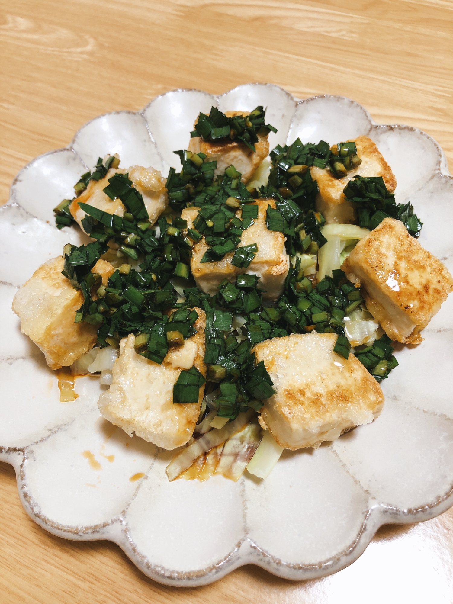 ニラダレの豆腐サラダ