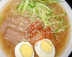 夏の定番　さっぱり冷麺